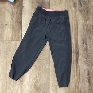 $5 add on IVIVVA CROPPED JOGGERS